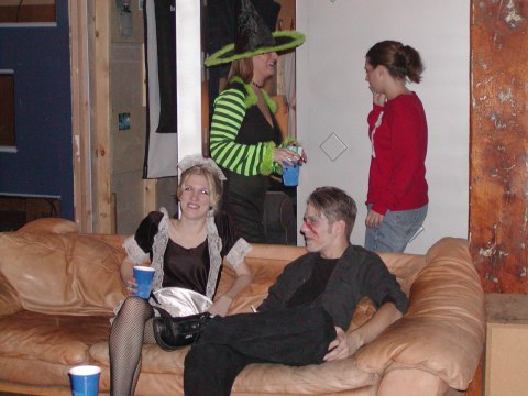 Halloween 2004 at the loft — photograph 14