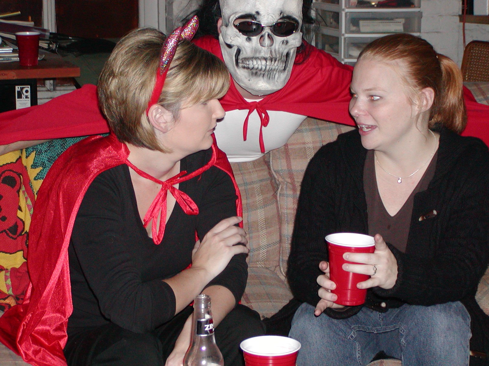 Halloween 2004 at the loft — photograph 22