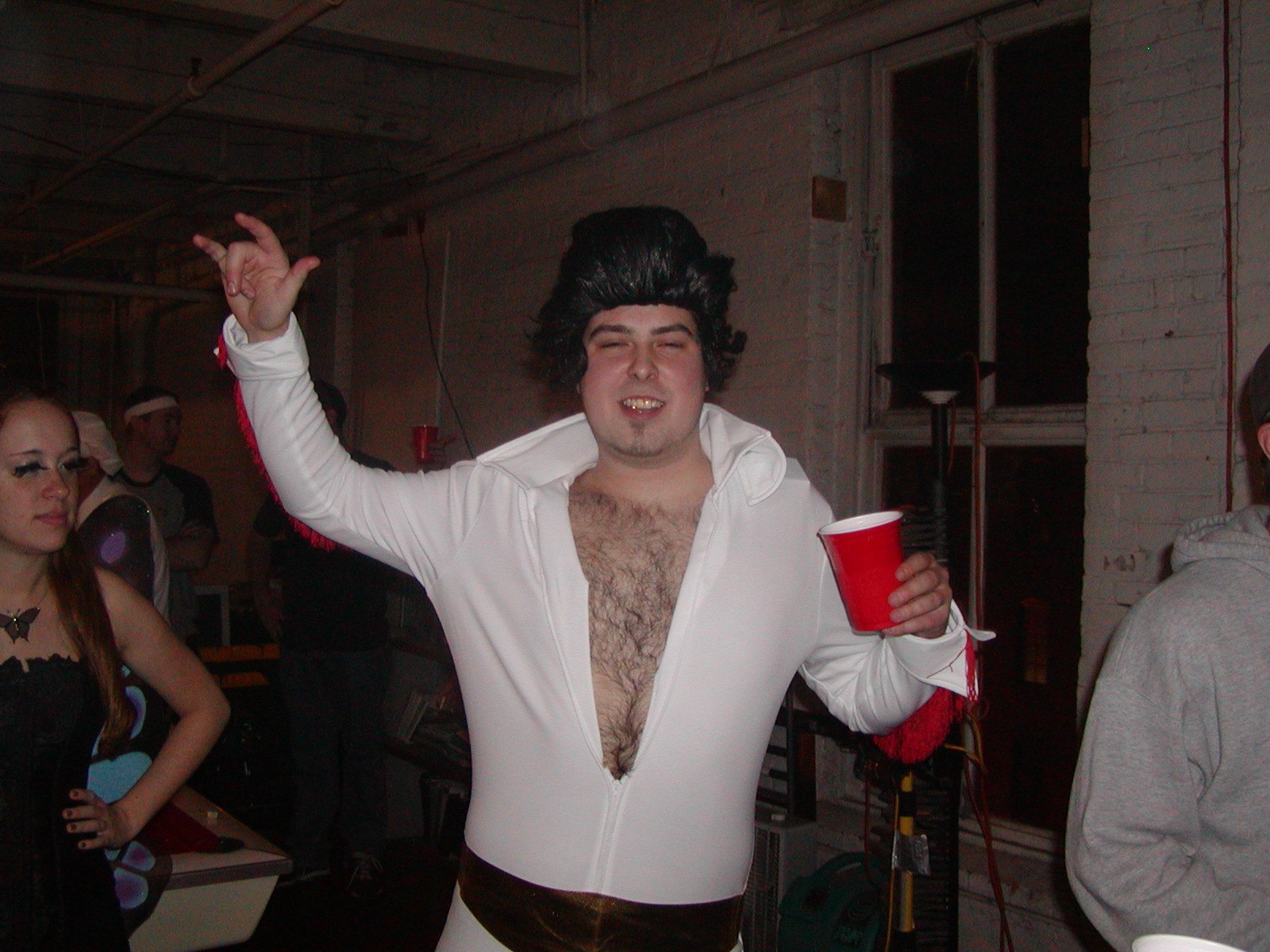 Halloween 2003 at the loft — photograph 28