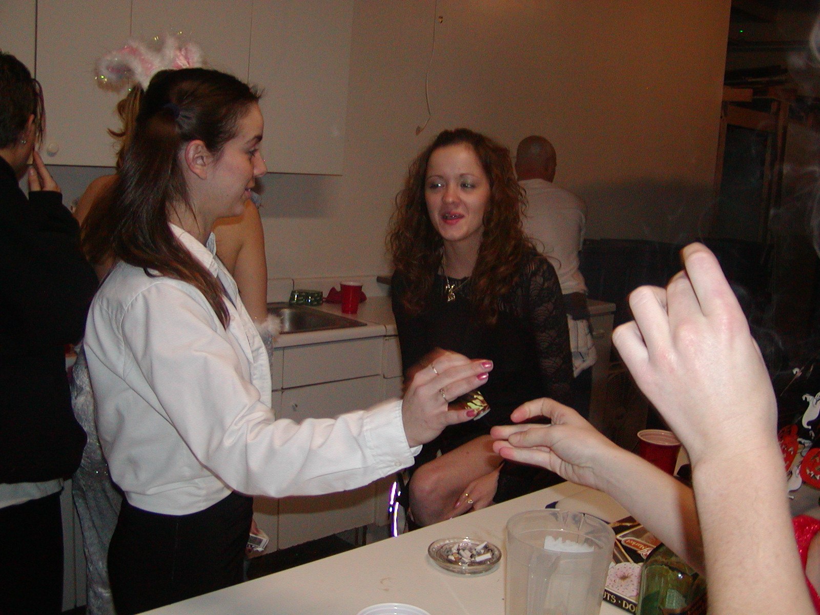 Halloween 2003 at the loft — photograph 43