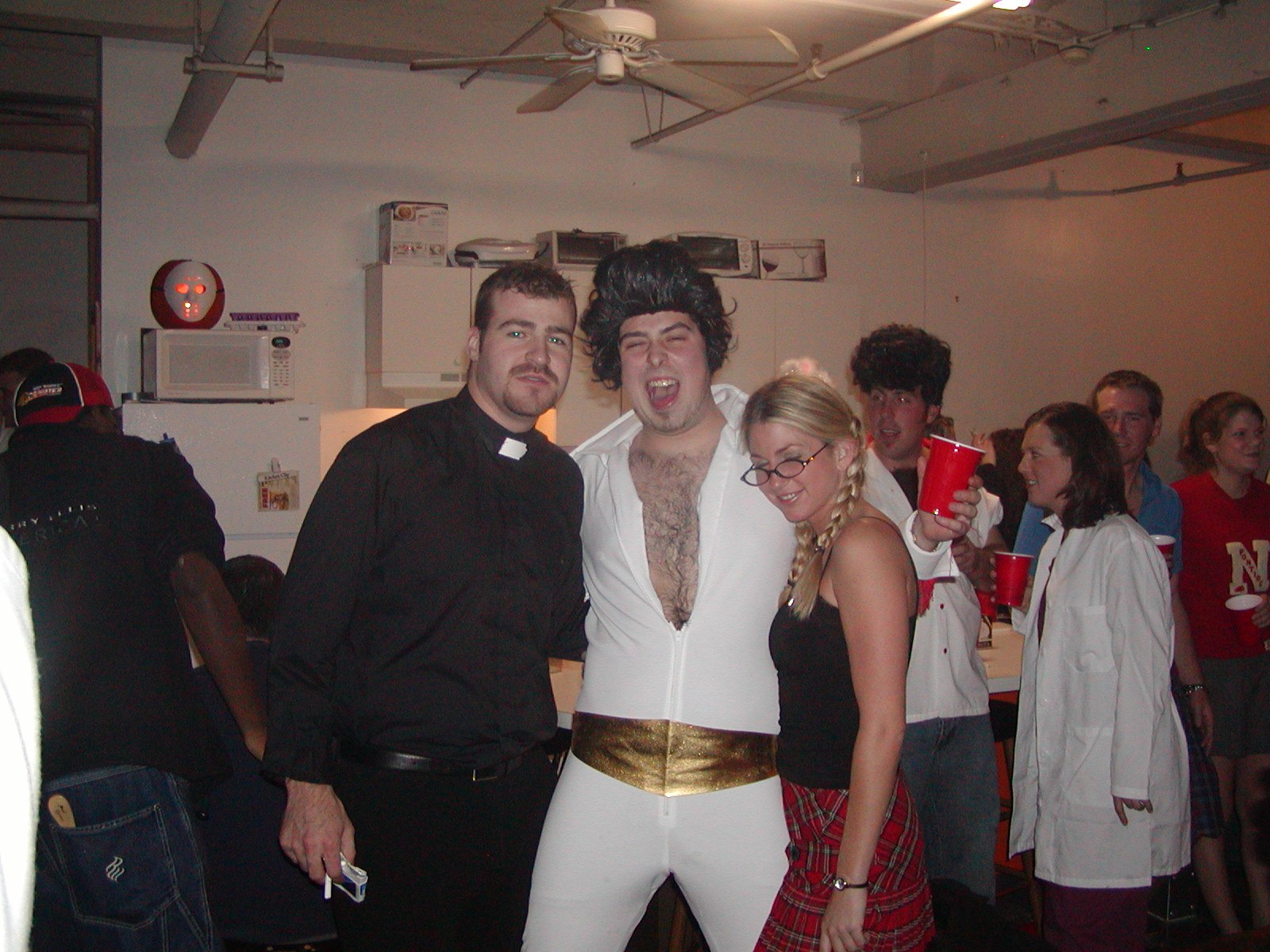 Halloween 2003 at the loft — photograph 47