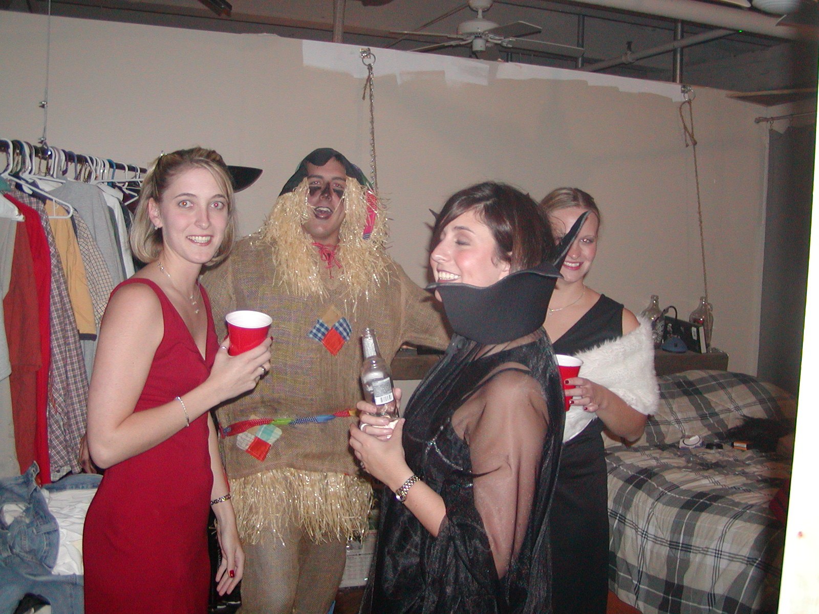 Halloween 2003 at the loft — photograph 53