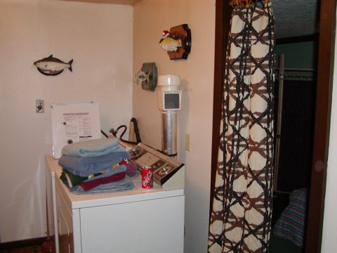The cabin — photograph 19