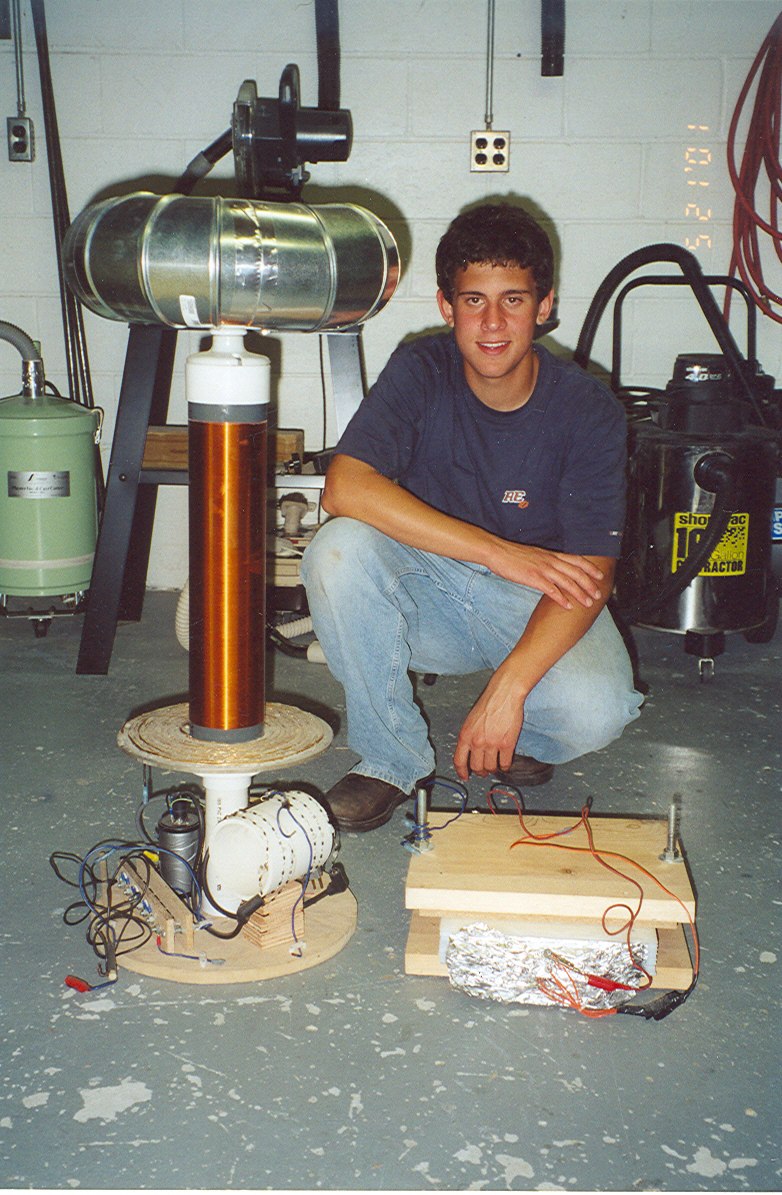 Joe and his Tessla Coil....and yes, for those of you that know him and ask, he DOES still have it! :)