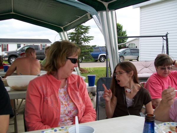 July 2009 gathering, photograph 2 of 42