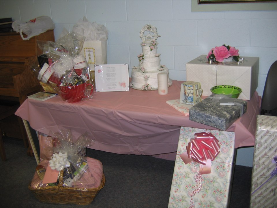 Bridal shower in Holt, photograph 2