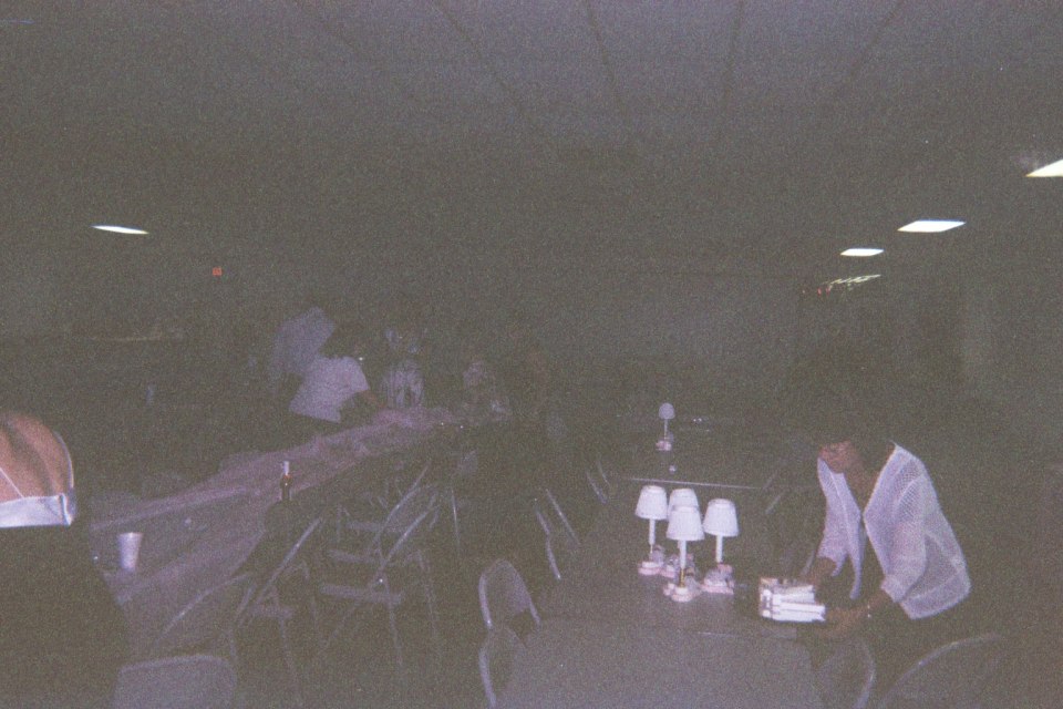 Reception - disposable cameras, photograph 9
