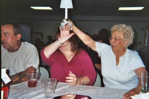 Reception - disposable cameras, photograph 197