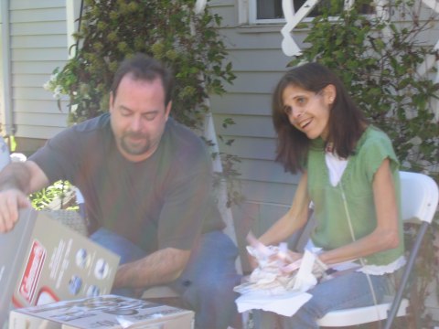 Opening gifts, photograph 18