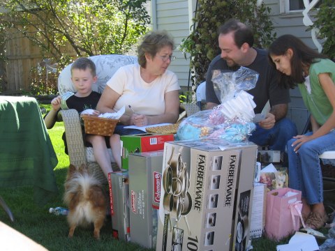 Opening gifts, photograph 32