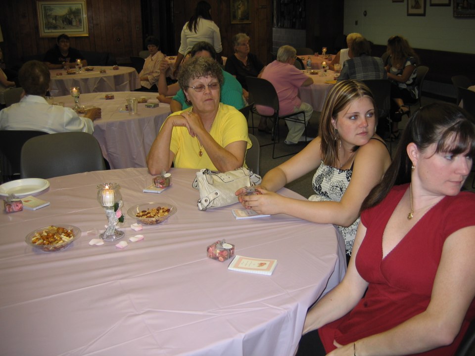 Bridal shower in Holt, photograph 20
