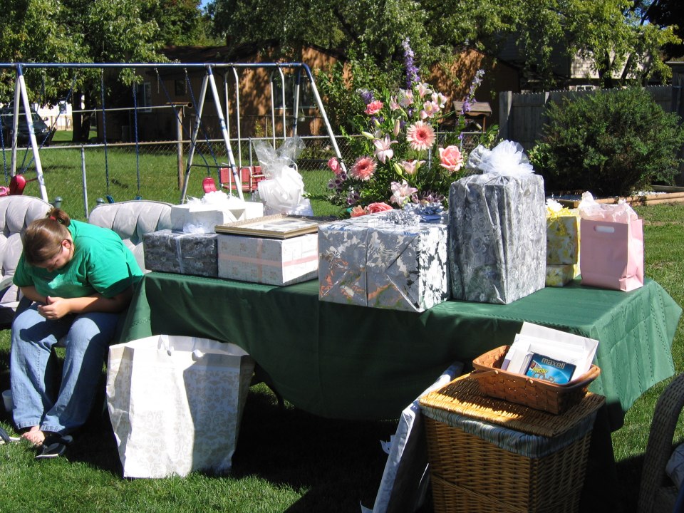 Opening gifts, photograph 8