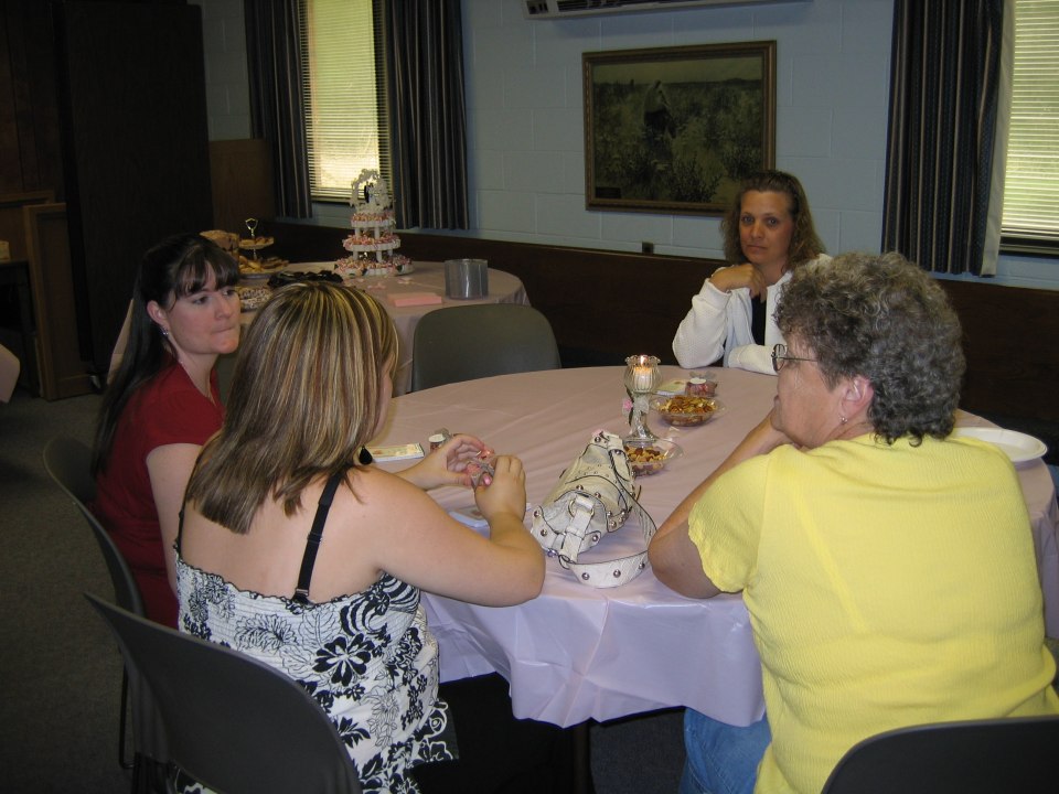 Bridal shower in Holt, photograph 18