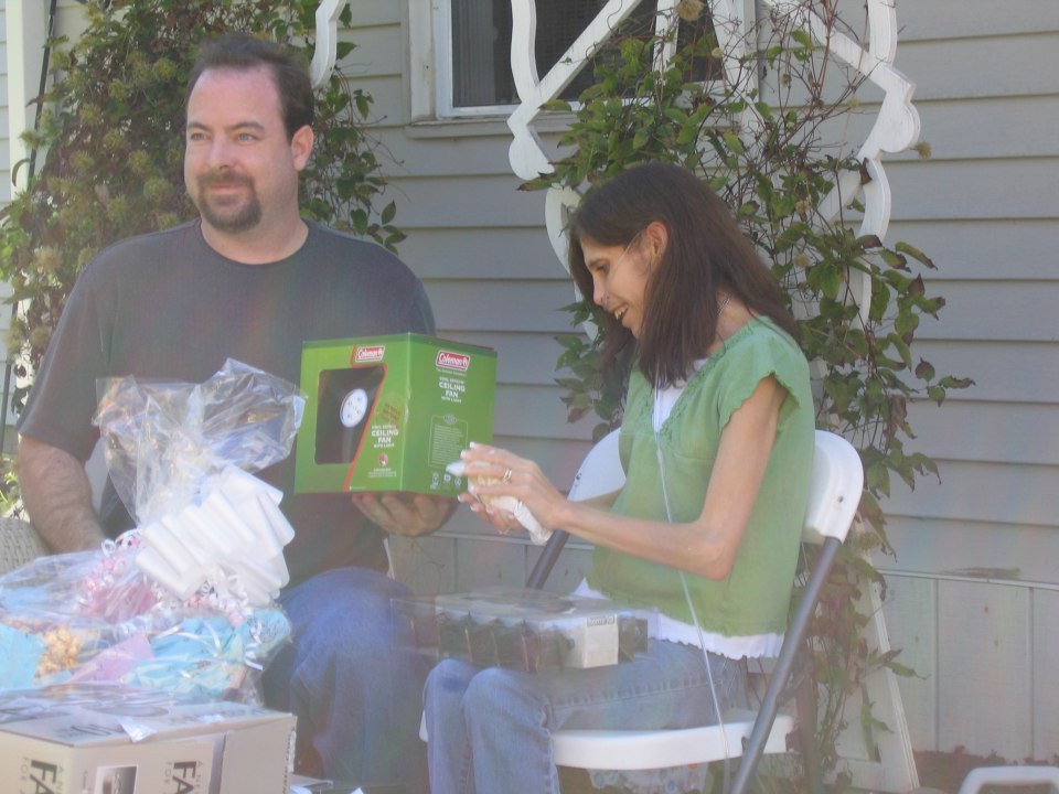 Opening gifts, photograph 24